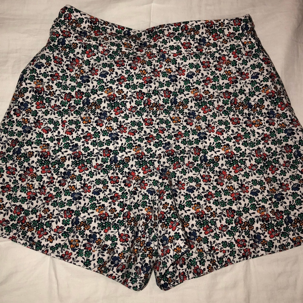 floral high waisted shorts